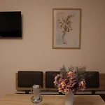 Landhaus-appartements Warraich Apartament *
