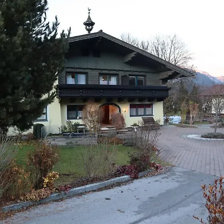 Landhaus-appartements Warraich Διαμέρισμα