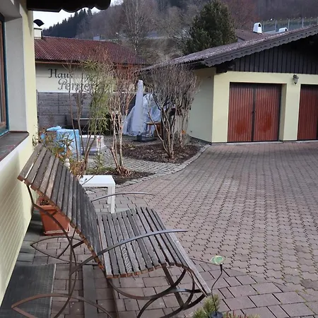 Landhaus-appartements Warraich Apartment *