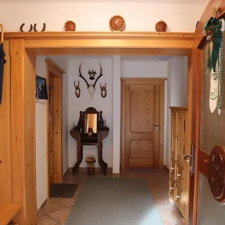 דירה Landhaus-appartements Warraich שלאדמינג