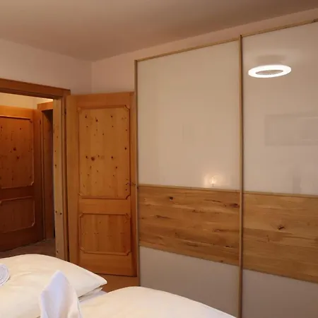 Landhaus-appartements Warraich Apartment Schladming