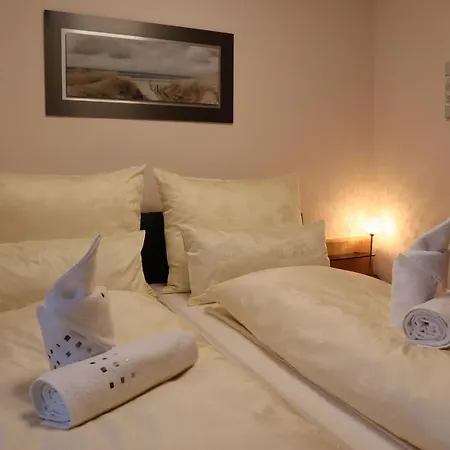 Landhaus-appartements Warraich