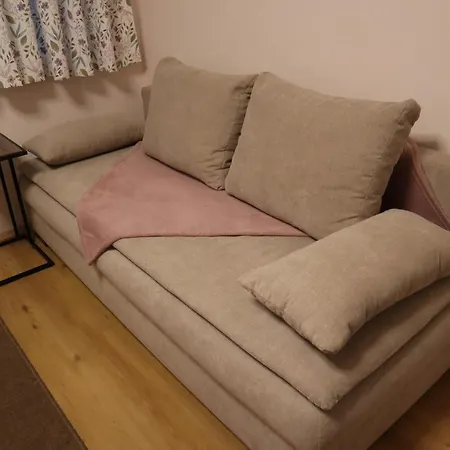 Landhaus-appartements Warraich דירה