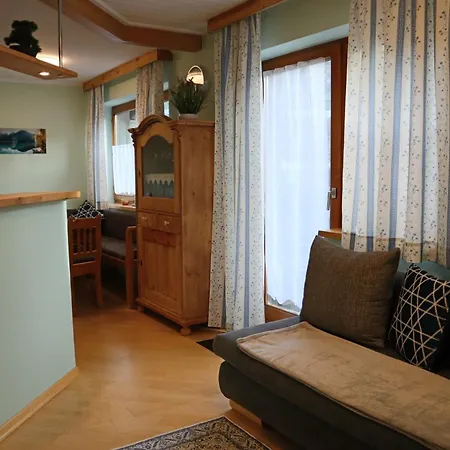 Apartment Landhaus-appartements Warraich