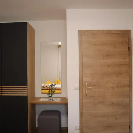 Landhaus-appartements Warraich Apartamento Schladming