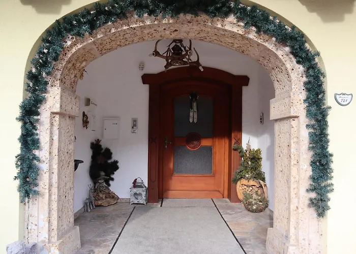 Landhaus-appartements Warraich * 斯拉德明