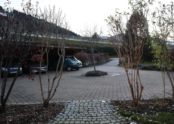 公寓 Landhaus-appartements Warraich *