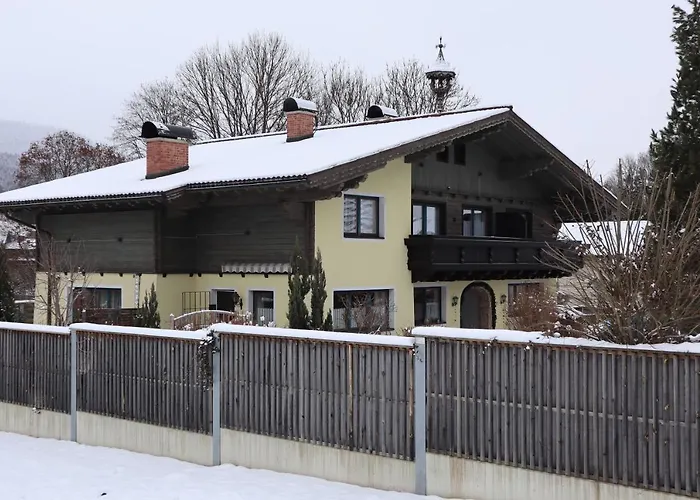 Landhaus-appartements Warraich *